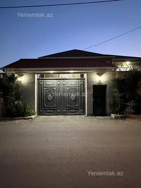 Satılır 4 otaqlı həyət evi 150 m²
