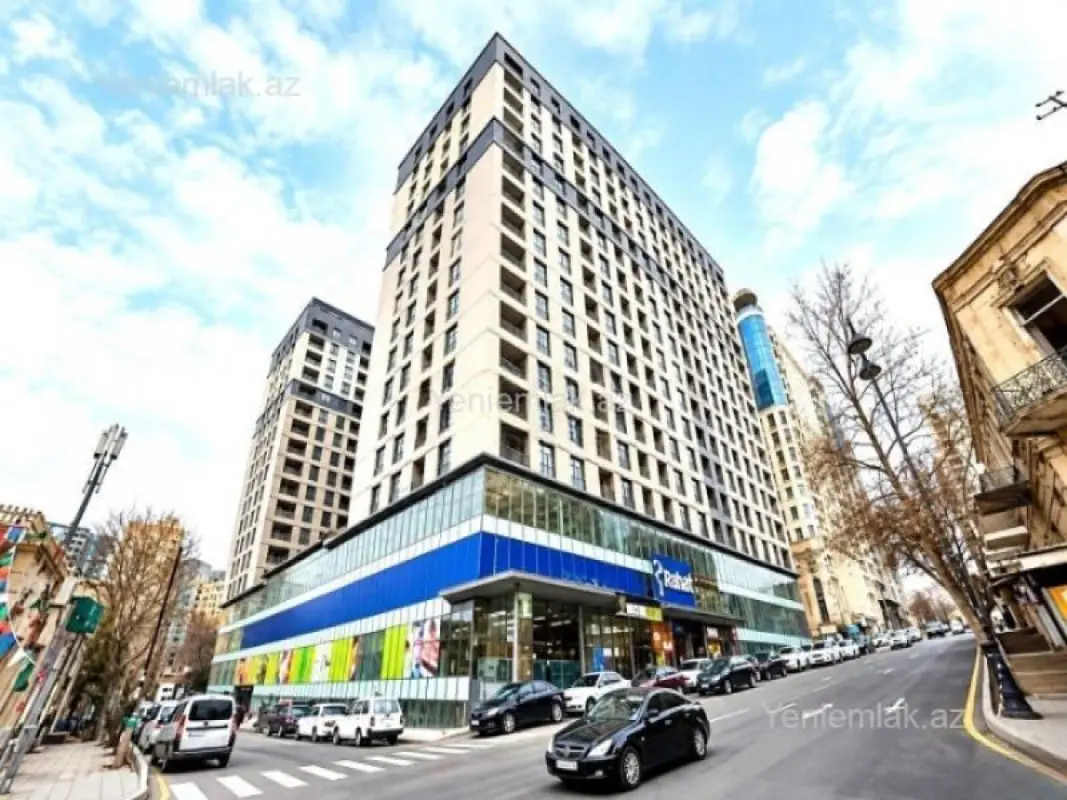 Satılır 2 otaqlı yeni tikili 60 m²