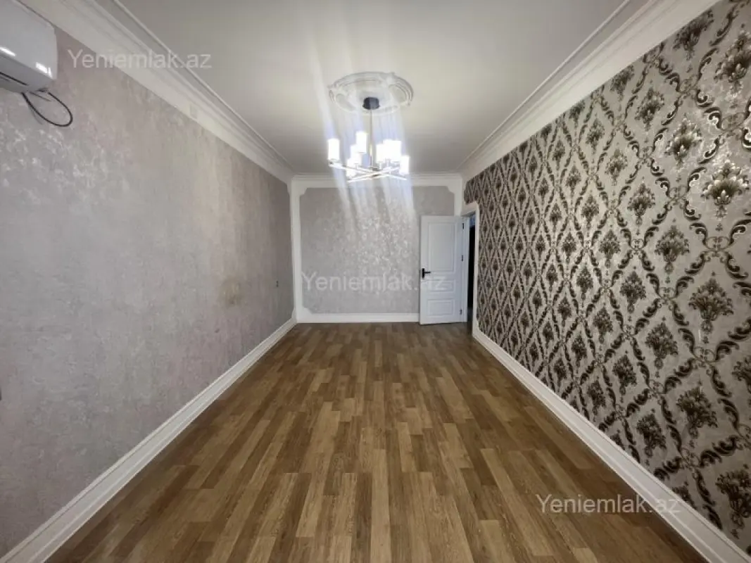 Satılır 3 otaqlı köhnə tikili 80 m²