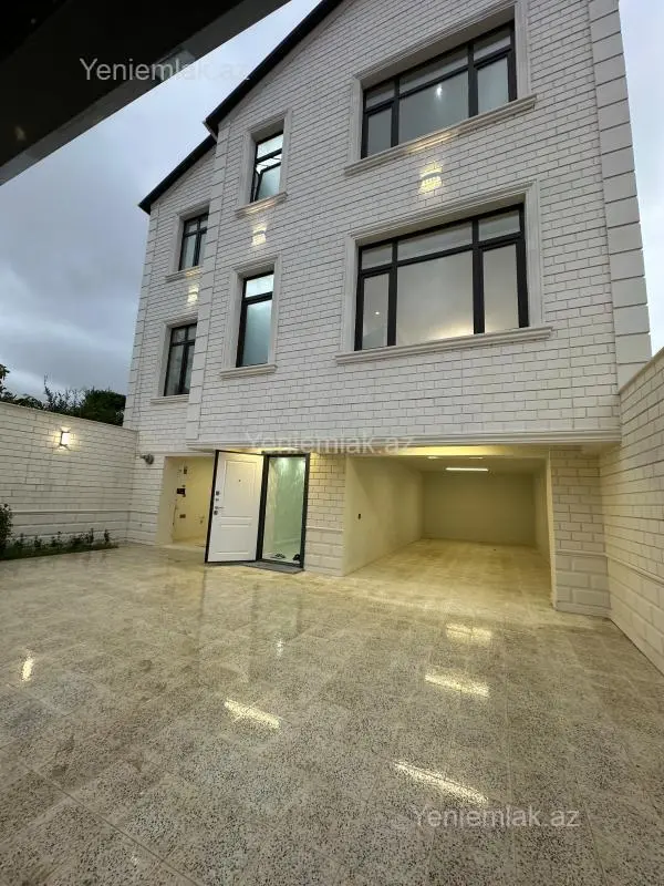 Satılır 4 otaqlı həyət evi 260 m²