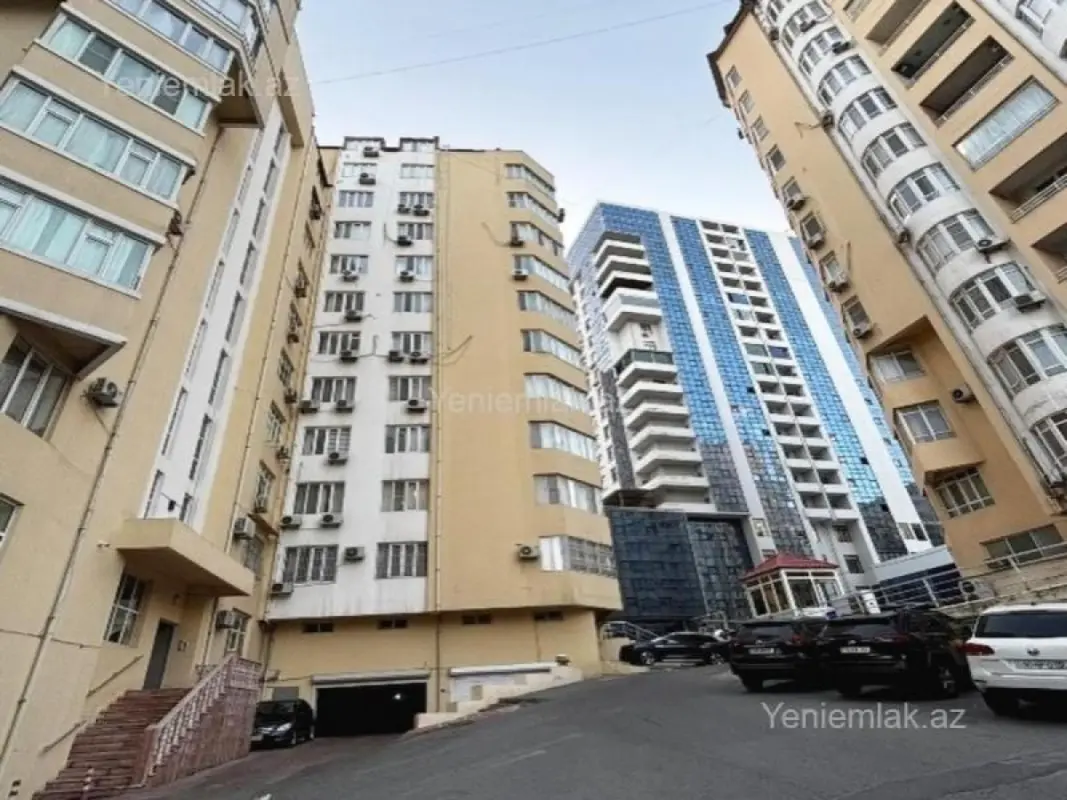 Satılır 1 otaqlı yeni tikili 65 m²