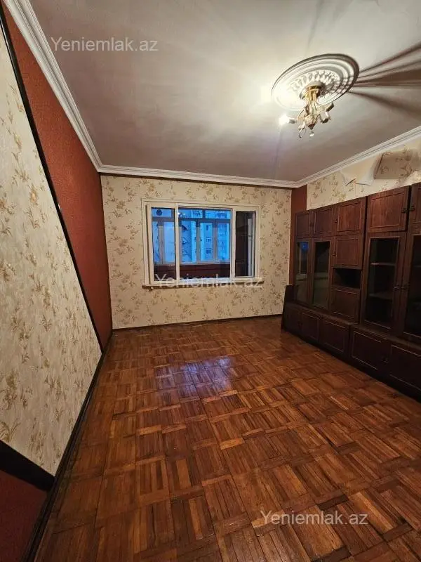 Satılır 3 otaqlı köhnə tikili 68 m²