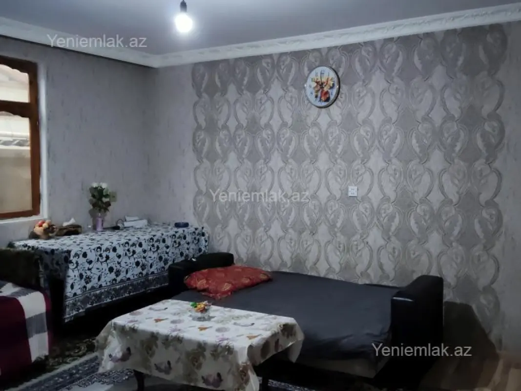 Satılır 2 otaqlı həyət evi 42 m²