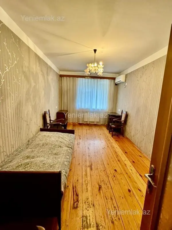 Satılır 2 otaqlı köhnə tikili 46 m²