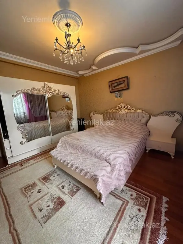 Satılır 3 otaqlı yeni tikili 83 m²