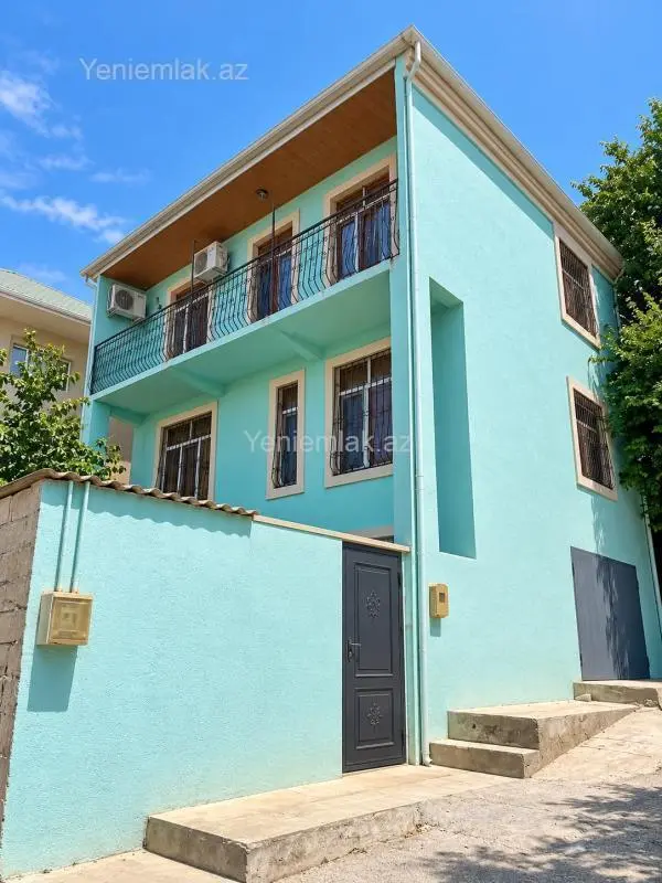 Satılır 4 otaqlı həyət evi 97 m²