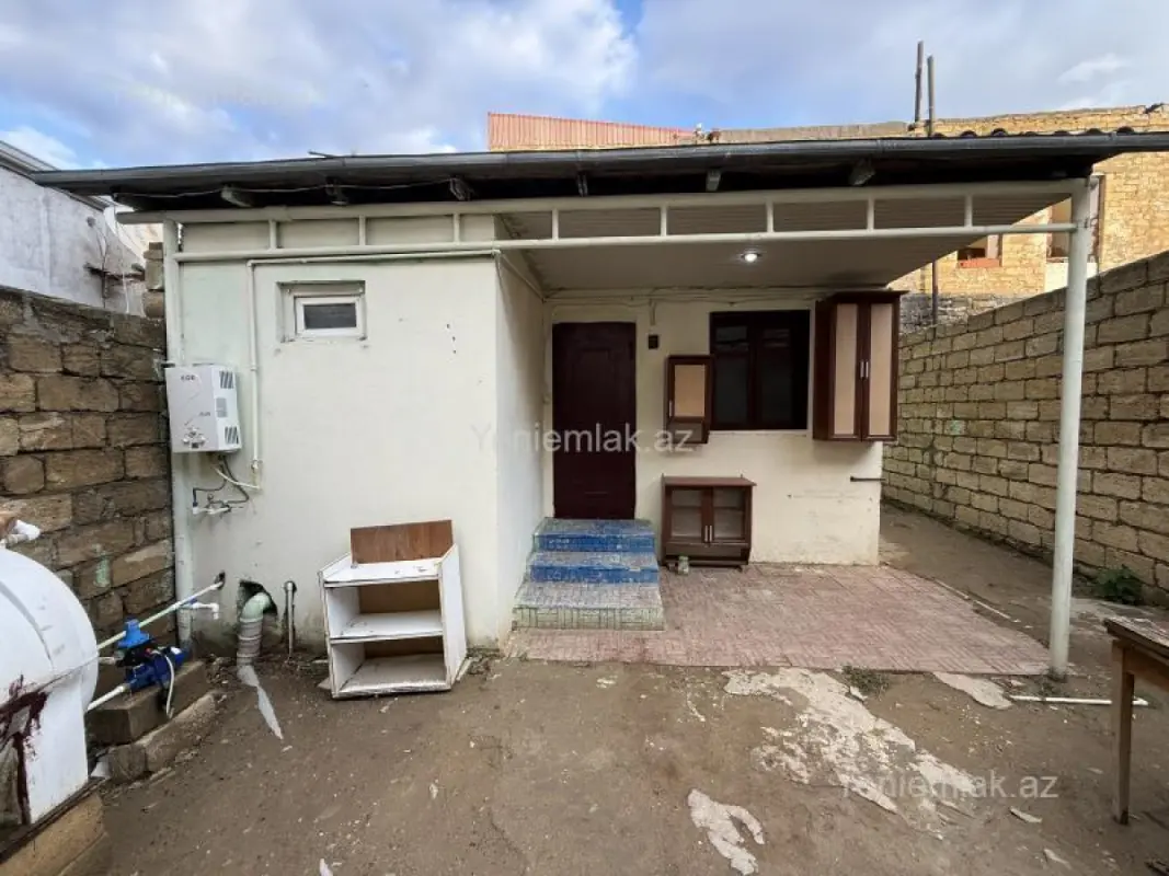 Satılır 2 otaqlı həyət evi 50 m²