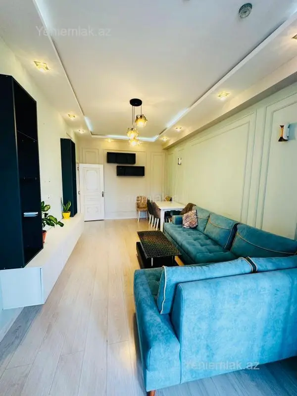 Satılır 3 otaqlı yeni tikili 65 m²
