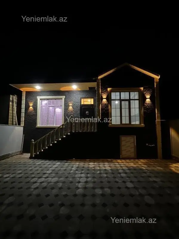 Satılır 4 otaqlı həyət evi 130 m²