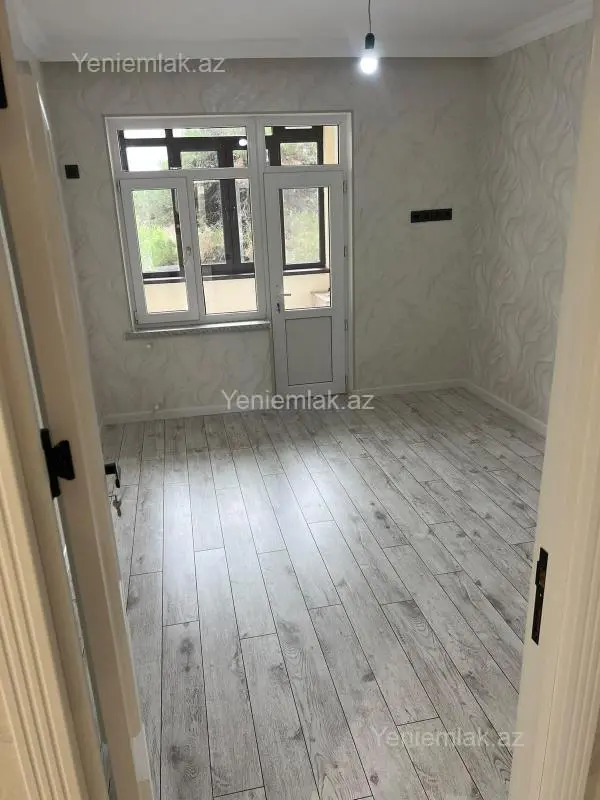 Satılır 4 otaqlı köhnə tikili 88 m²