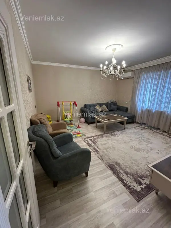 Satılır 3 otaqlı köhnə tikili 85 m²
