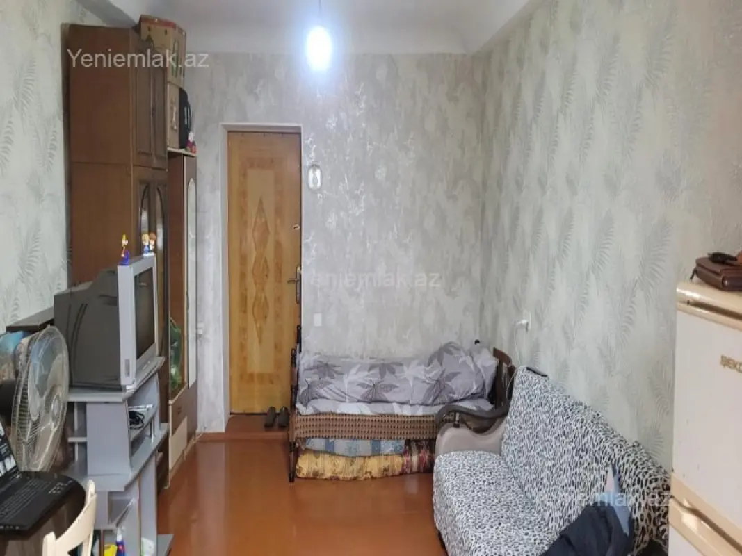 Satılır 1 otaqlı köhnə tikili 23 m²