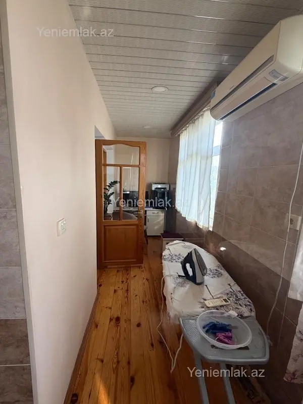 Satılır 2 otaqlı köhnə tikili 60 m²