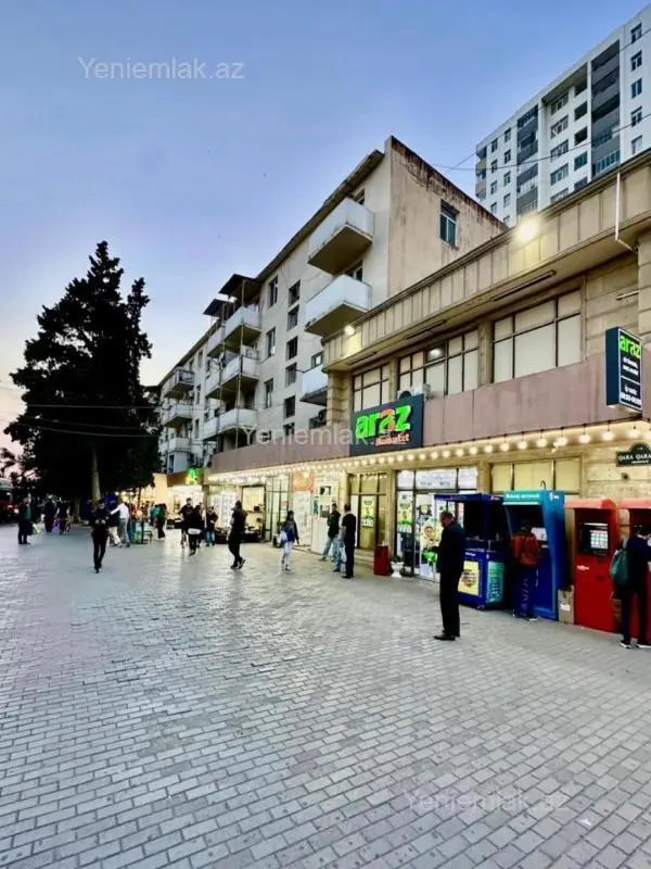 Satılır 2 otaqlı köhnə tikili 55 m²