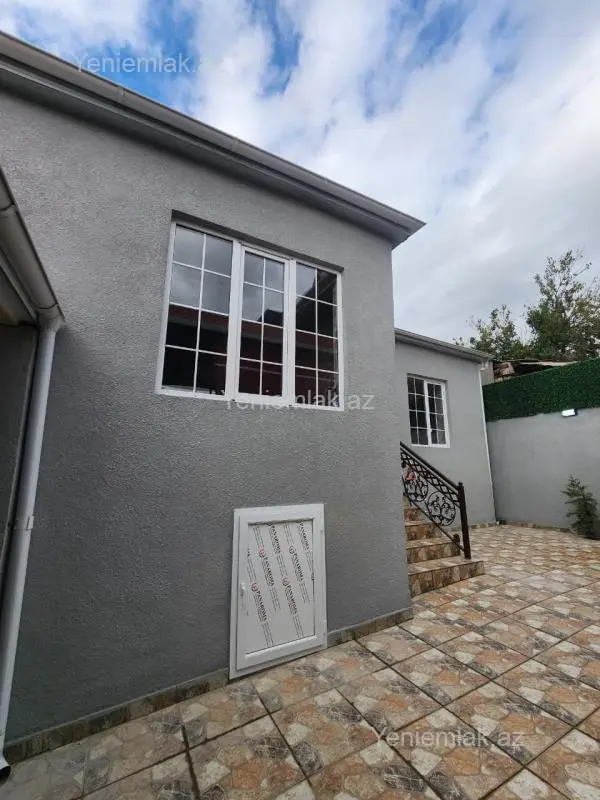 Satılır 3 otaqlı həyət evi 120 m²