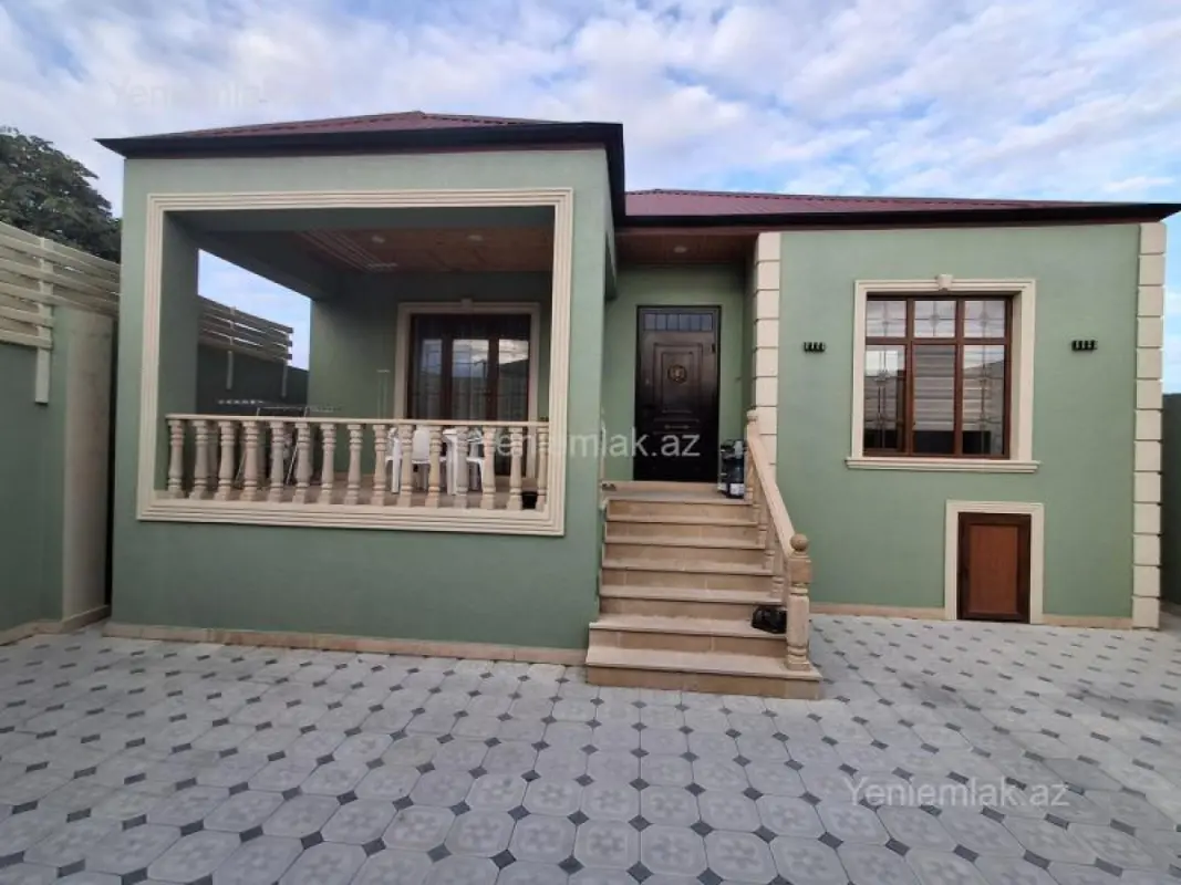 Satılır 4 otaqlı həyət evi 120 m²