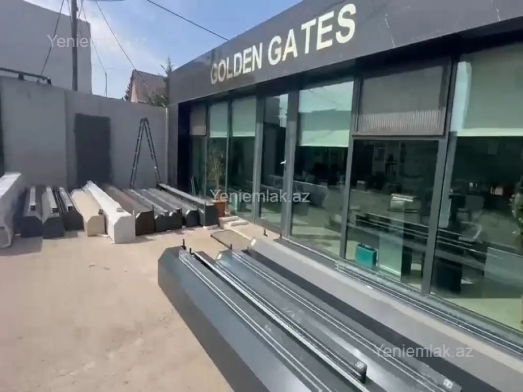 Satılır 10 otaqlı obyekt 1000 m²
