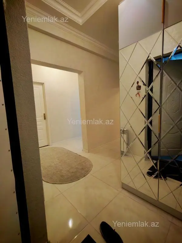 Satılır 2 otaqlı yeni tikili 81 m²