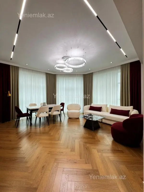 Satılır 3 otaqlı yeni tikili 127 m²