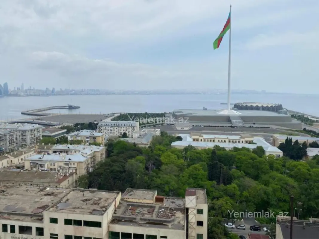 Satılır 3 otaqlı yeni tikili 115.2 m²