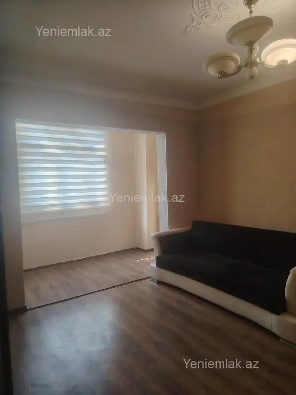 Satılır 3 otaqlı köhnə tikili 69 m²