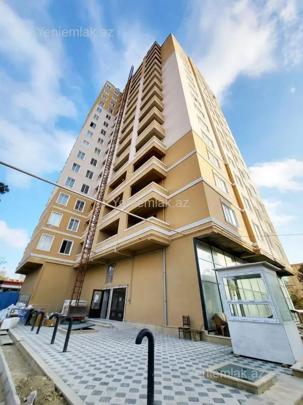 Satılır 3 otaqlı yeni tikili 126 m²