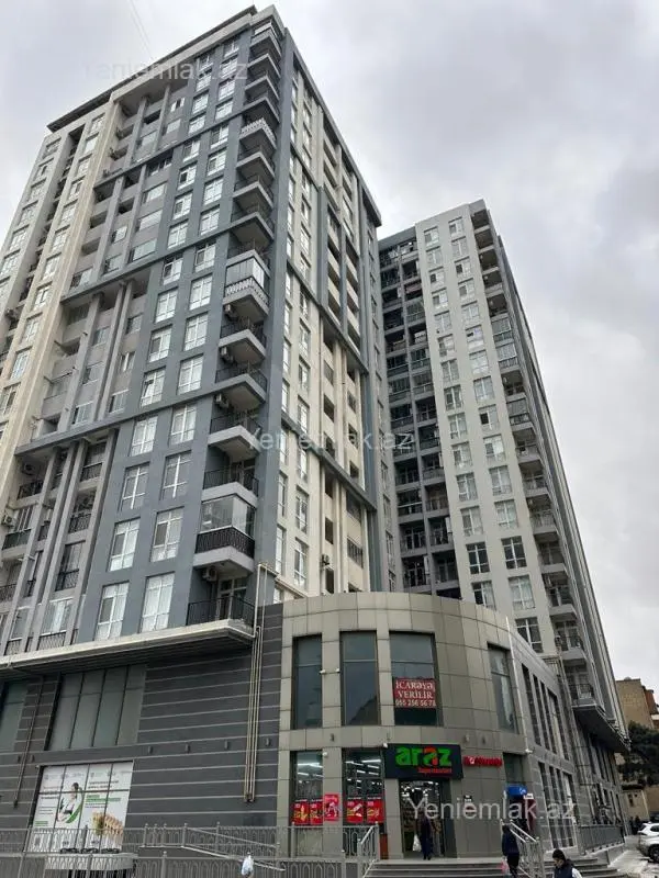 Satılır 3 otaqlı yeni tikili 110 m²