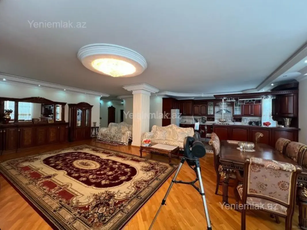 Satılır 3 otaqlı yeni tikili 177 m²
