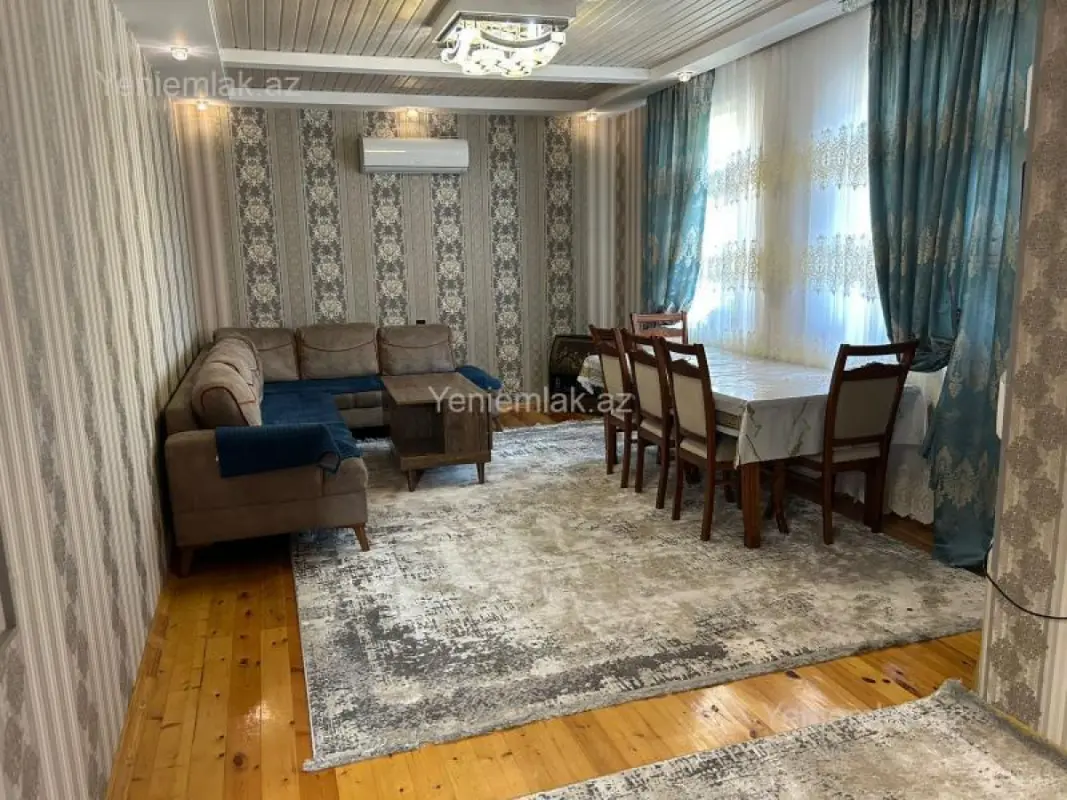 Satılır 4 otaqlı həyət evi 180 m²