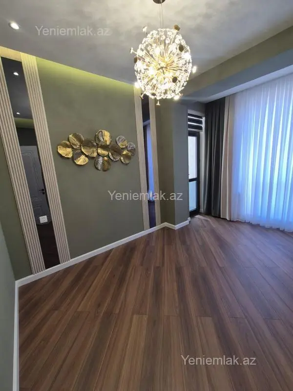 Satılır 3 otaqlı yeni tikili 115 m²
