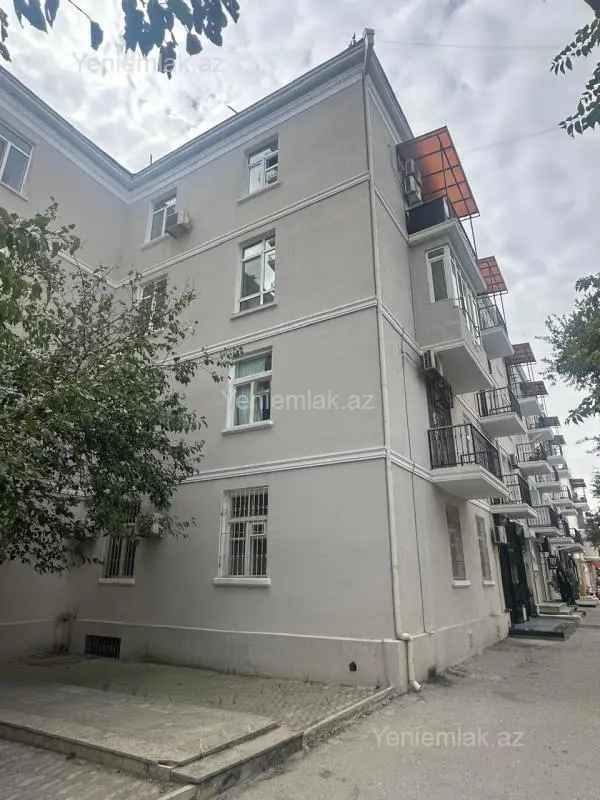 Satılır 1 otaqlı köhnə tikili 31 m²