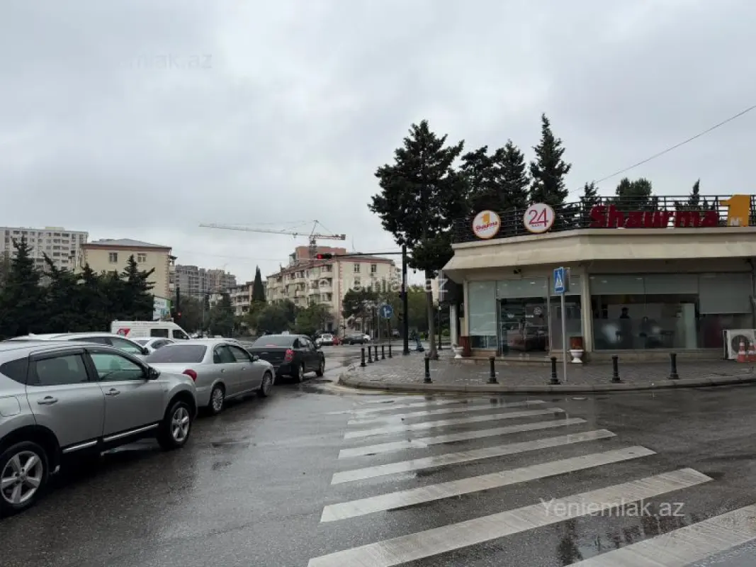 Satılır 3 otaqlı köhnə tikili 80 m²