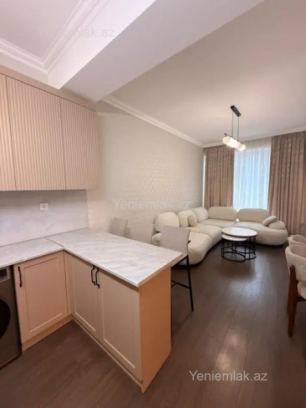 Satılır 3 otaqlı yeni tikili 78 m²