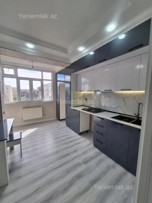 Satılır 2 otaqlı köhnə tikili 60 m²