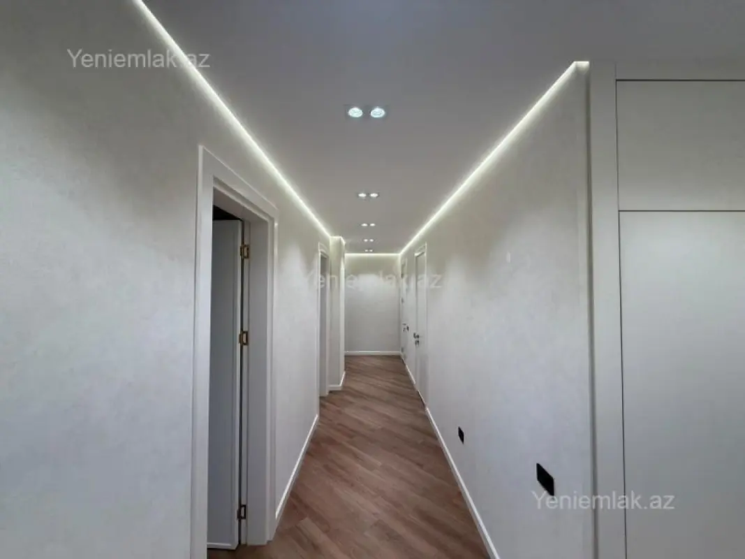 Satılır 3 otaqlı yeni tikili 148 m²