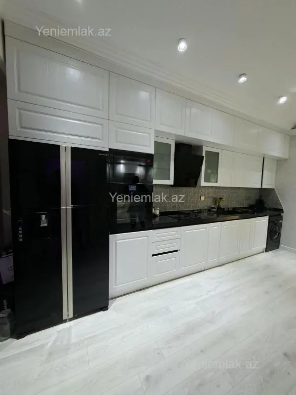 Satılır 3 otaqlı yeni tikili 94 m²