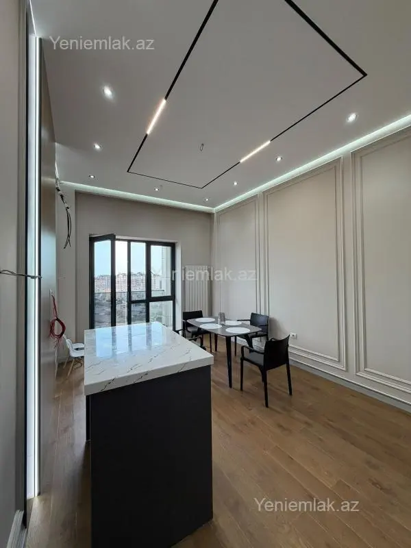Satılır 3 otaqlı yeni tikili 80 m²