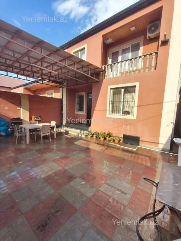 Satılır 4 otaqlı həyət evi 110 m²