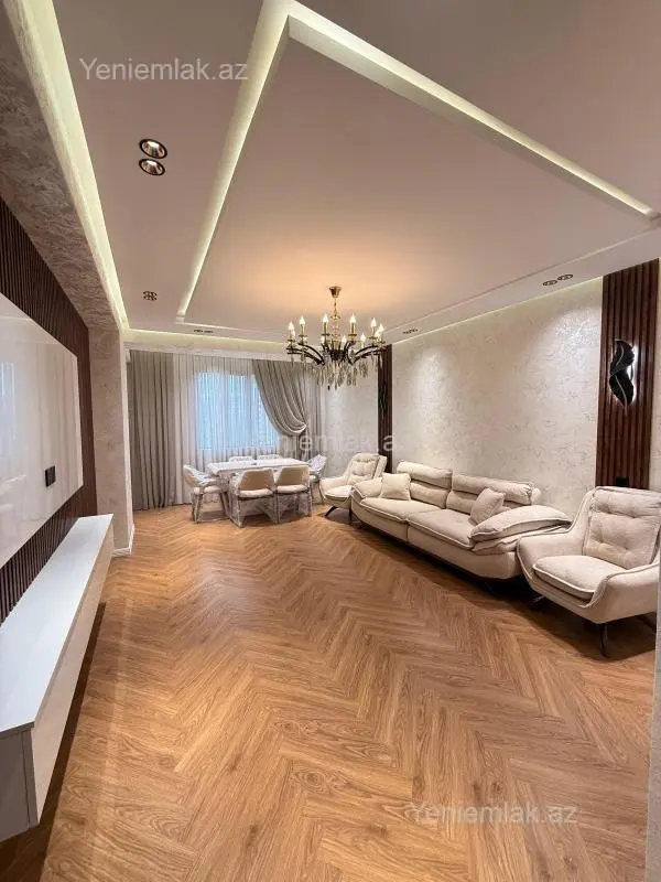 Satılır 3 otaqlı yeni tikili 88 m²