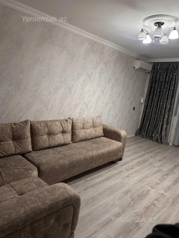 Satılır 2 otaqlı köhnə tikili 40 m²