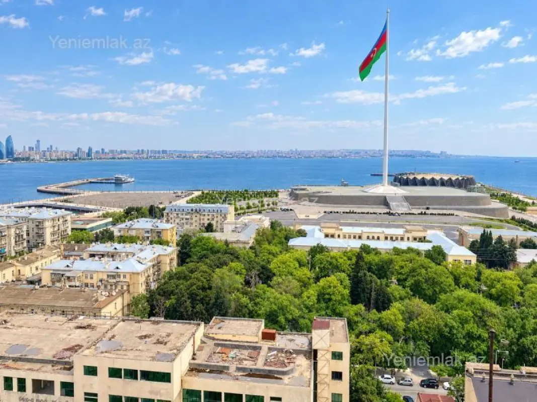 Satılır 2 otaqlı yeni tikili 115.5 m²