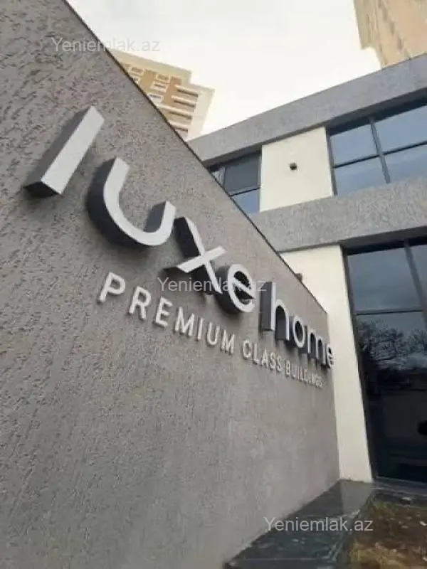 Satılır 3 otaqlı yeni tikili 105.5 m²
