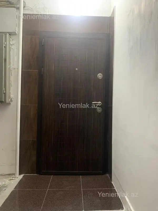 Satılır 2 otaqlı köhnə tikili 60 m²
