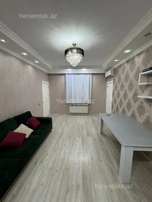 Satılır 4 otaqlı yeni tikili 83 m²