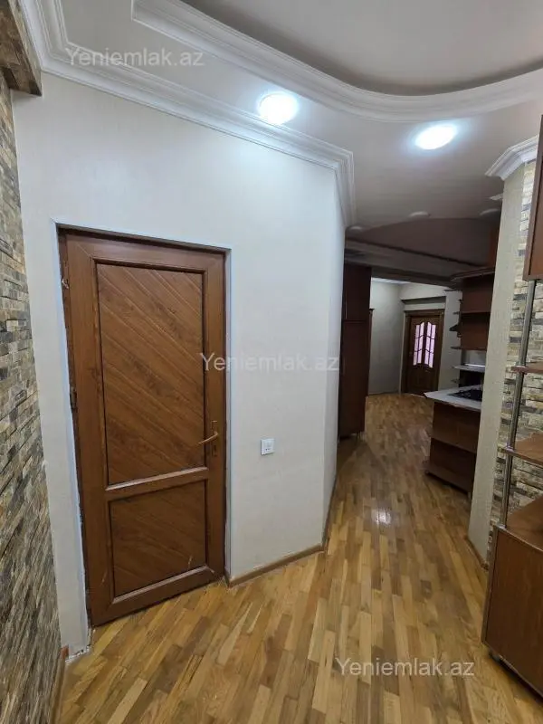 Satılır 3 otaqlı yeni tikili 90 m²