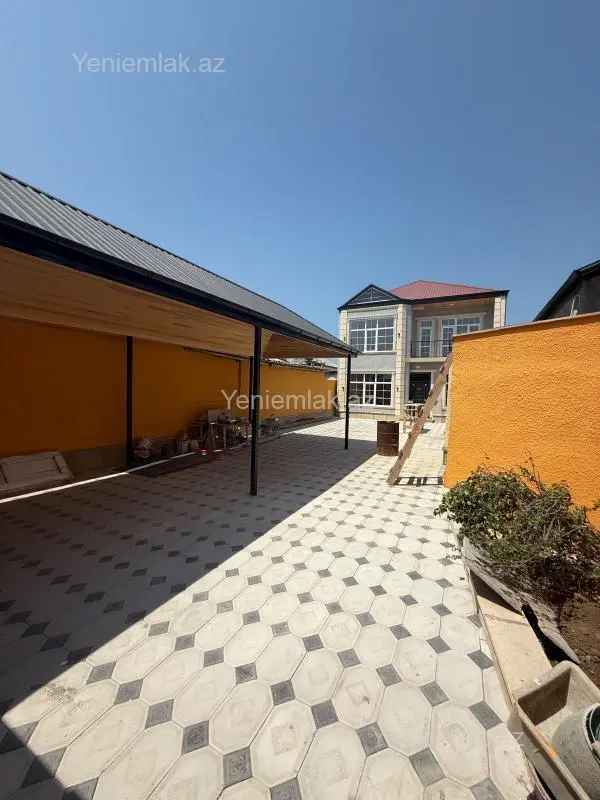 Satılır 5 otaqlı həyət evi 150 m²