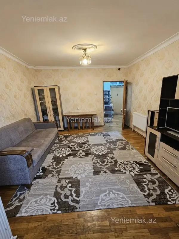 Satılır 2 otaqlı köhnə tikili 38 m²