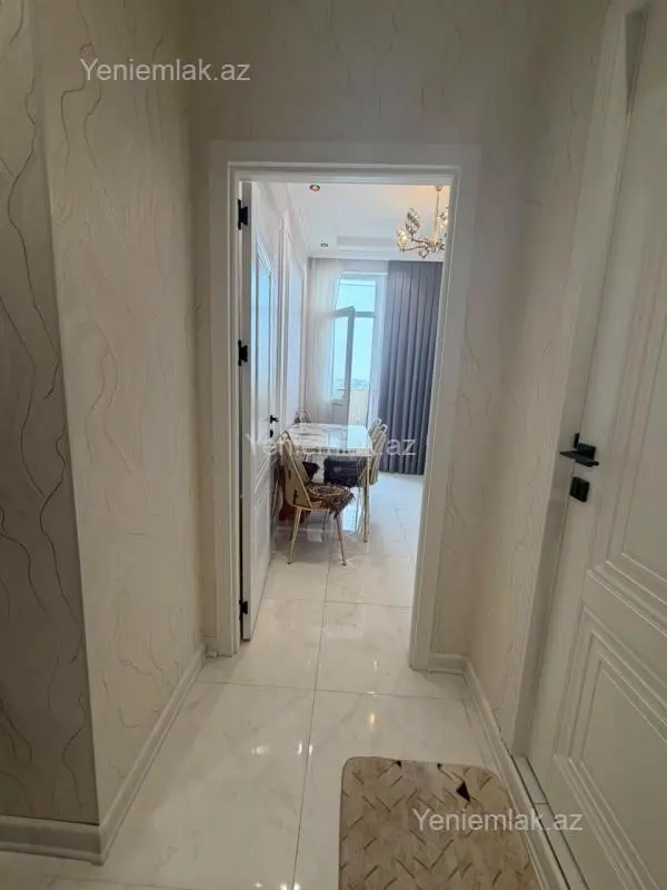 Satılır 3 otaqlı yeni tikili 60 m²