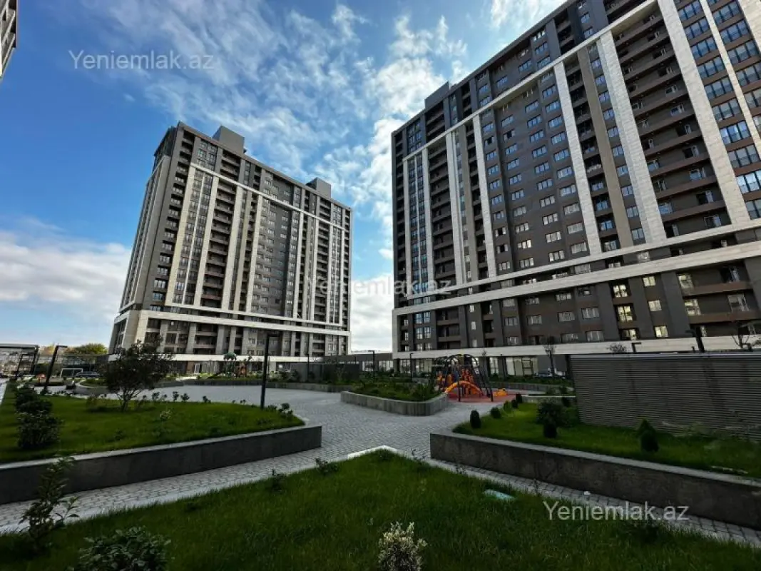 Satılır 3 otaqlı yeni tikili 127 m²