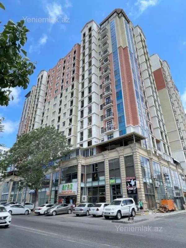 Satılır 4 otaqlı yeni tikili 216.4 m²